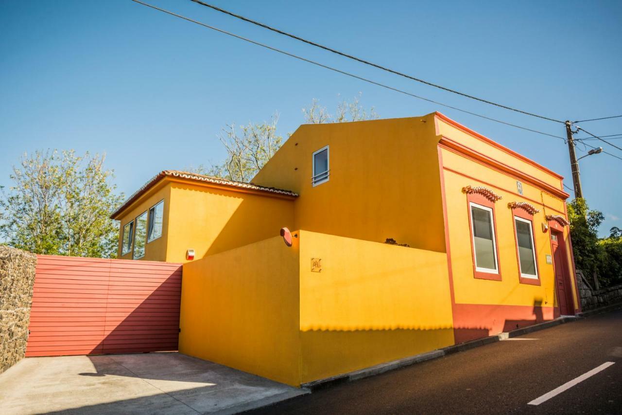 A Casa Amarela Villa Capelas Exterior photo